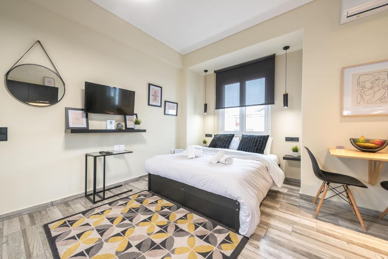 Petralona Stylish Penthouse Apartment Атина Екстериор снимка