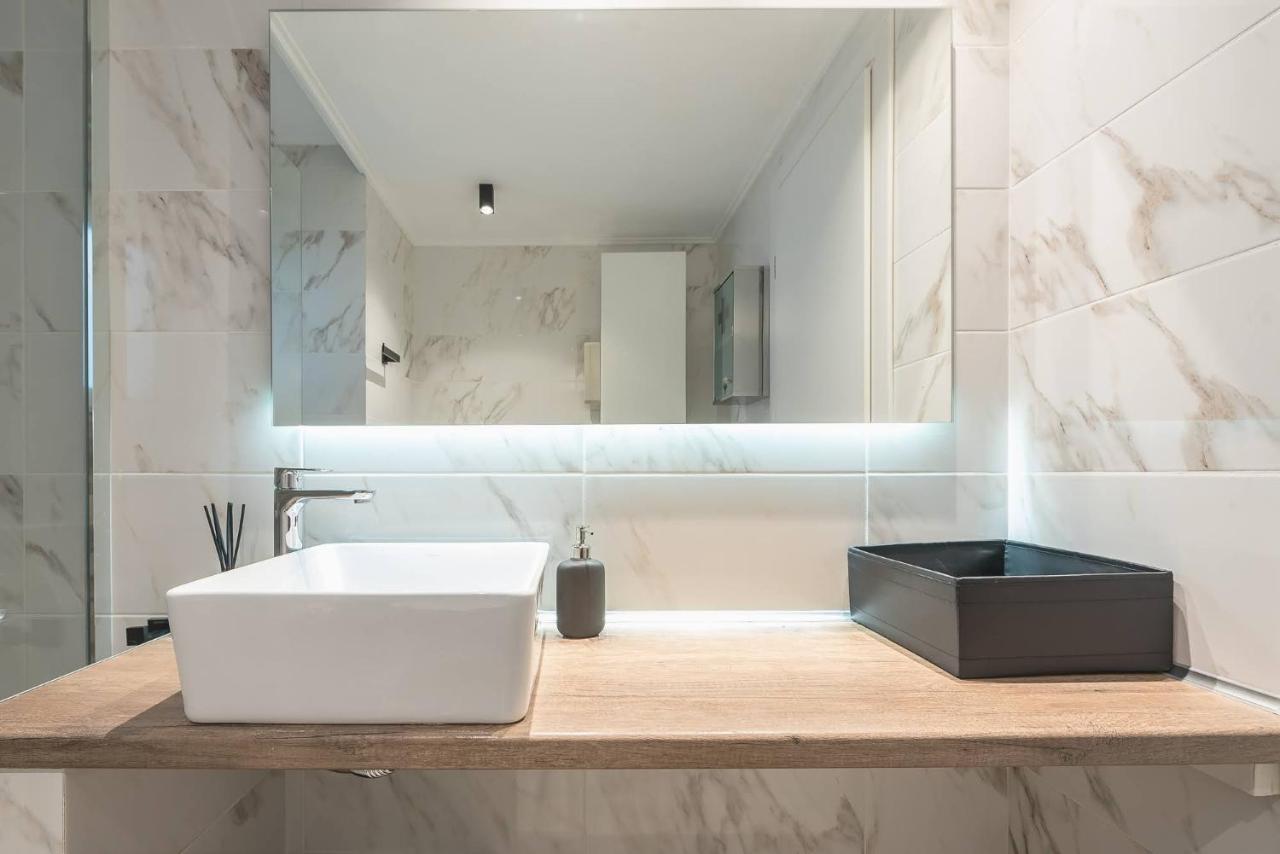Petralona Stylish Penthouse Apartment Атина Екстериор снимка