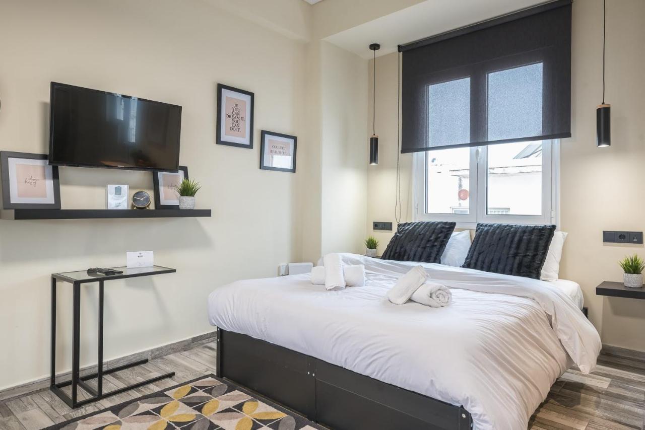 Petralona Stylish Penthouse Apartment Атина Екстериор снимка
